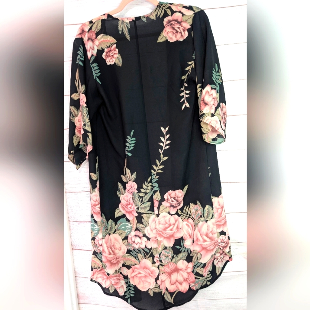 Euc Sirnna Sky Xs Floral Print Cover Up - Picture 2 of 7